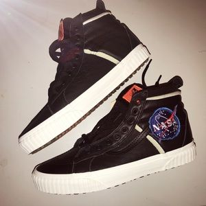 Space voyager nasa vans size 10 RARE
